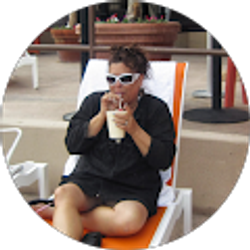 Profile photo of Laurie Kahler