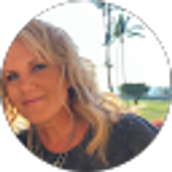 Profile photo of Tracy Viggers