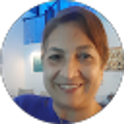 Profile photo of Julia Caceres