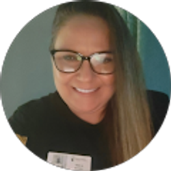 Profile photo of Marilyn Thorne