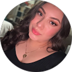 Profile photo of Jenny Vega