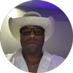 Profile photo of Devon Robinson