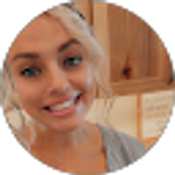 Profile photo of Hailey Vogel