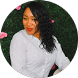 Profile photo of ROXANNE WRIGHT