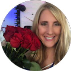 Profile photo of Lynn Robin