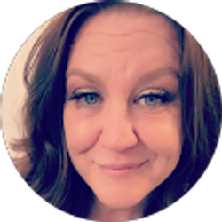 Profile photo of Beth Saretto