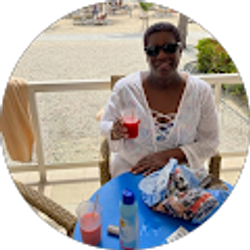 Profile photo of Elaine Radford