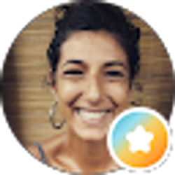 Profile photo of Jennifer /Za