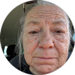 Profile photo of Bonnie Lucey