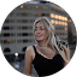 Profile photo of Ashley Ryznar