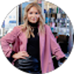 Profile photo of erica harshbarger