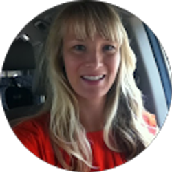 Profile photo of Alli Kennamer