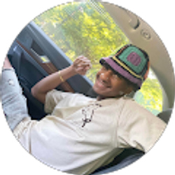 Profile photo of Qu'Ron .H