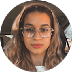 Profile photo of Julia Swieca