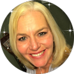 Profile photo of Jennifer Maguire