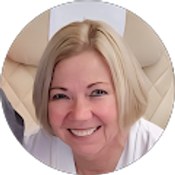 Profile photo of Candi Pearce