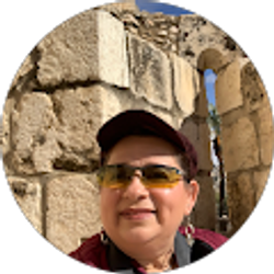 Profile photo of Ruth Altamirano