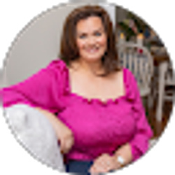 Profile photo of Suzie D'Alba