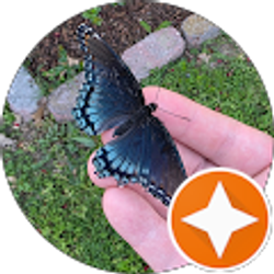 Profile photo of Holley Robinson