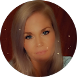 Profile photo of Kelly Kizer