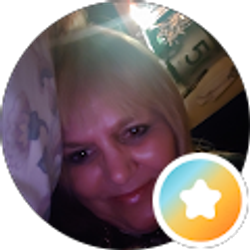 Profile photo of Lisa Moore (L)
