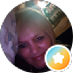 Profile photo of Lisa Moore (L)