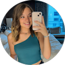 Profile photo of Avery Youngblood