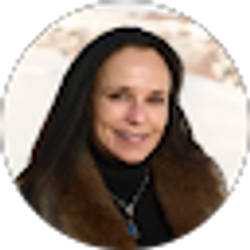 Profile photo of Beth Armstrong