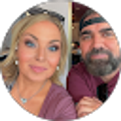 Profile photo of Chelsey Ellison
