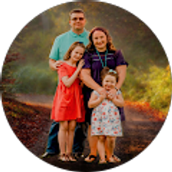 Profile photo of Tracy Ennis