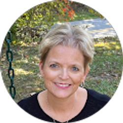 Profile photo of Lisa Beasley