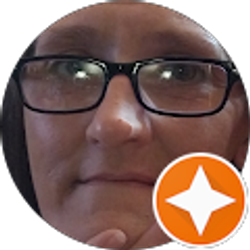 Profile photo of Nicole Arnold