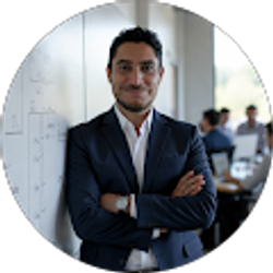 Profile photo of Alberto Flores