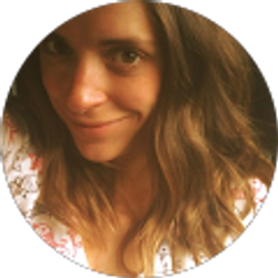 Profile photo of Lauren Sands