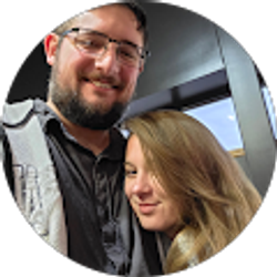 Profile photo of nate farver (Papagamer20)