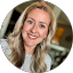 Profile photo of Courtney Hopfe