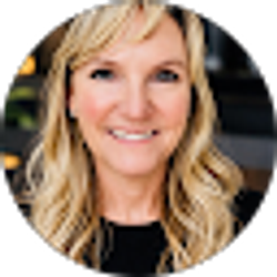 Profile photo of Lisa Ruppert