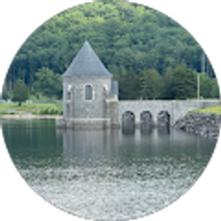 Profile photo of Laura Chapman