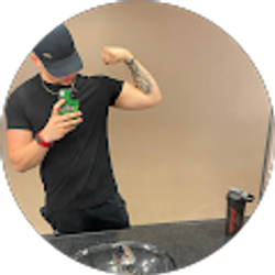 Profile photo of Alexis Barrera