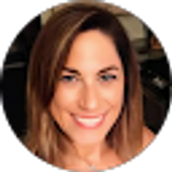 Profile photo of Danielle Ackerman