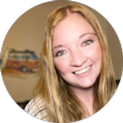 Profile photo of Courtney Sawyers