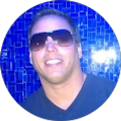 Profile photo of Jose L. Vazquez