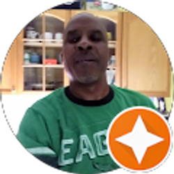 Profile photo of Lorenzo Adams