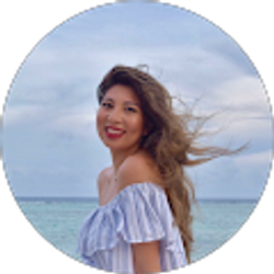 Profile photo of Stephanie Arroyo