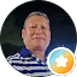 Profile photo of Yo Photijak