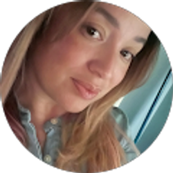 Profile photo of Laura Valverde