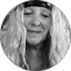 Profile photo of Lynn Sabo