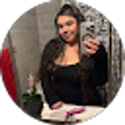Profile photo of Elizabeth Olivera