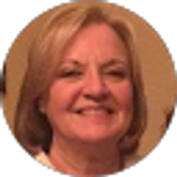 Profile photo of Sue Chat