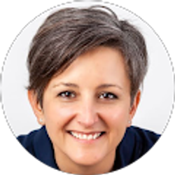 Profile photo of Tracey DeLong